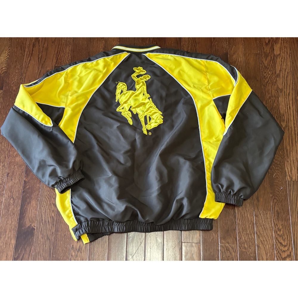 Vintage Wyoming Cowboys 58 Sports Windbreaker Jacket Men M Brown Yellow NCAA